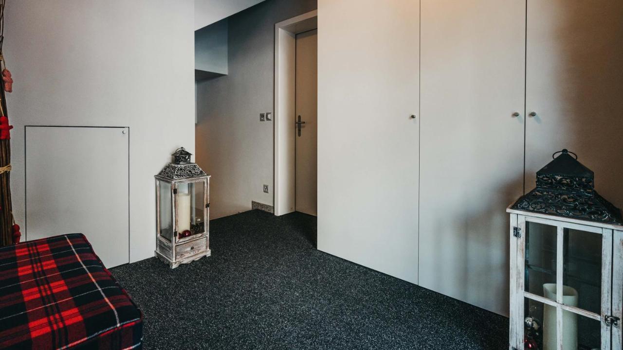 Appartamento Charming 4 Bed Flat In Flims Esterno foto